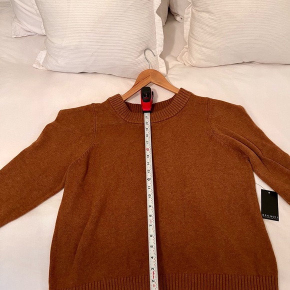 Eloquii pointed sleeve sweater - Picture 4 of 6